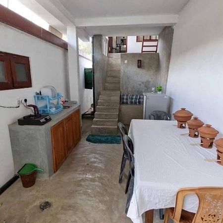 Villa Wismar Hikkaduwa Esterno foto