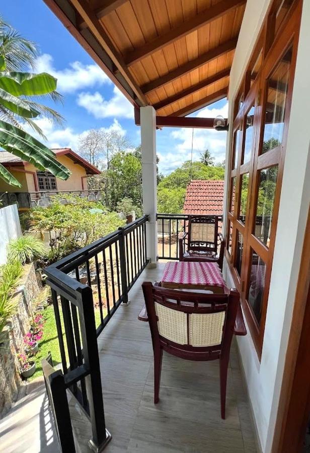 Villa Wismar Hikkaduwa Esterno foto