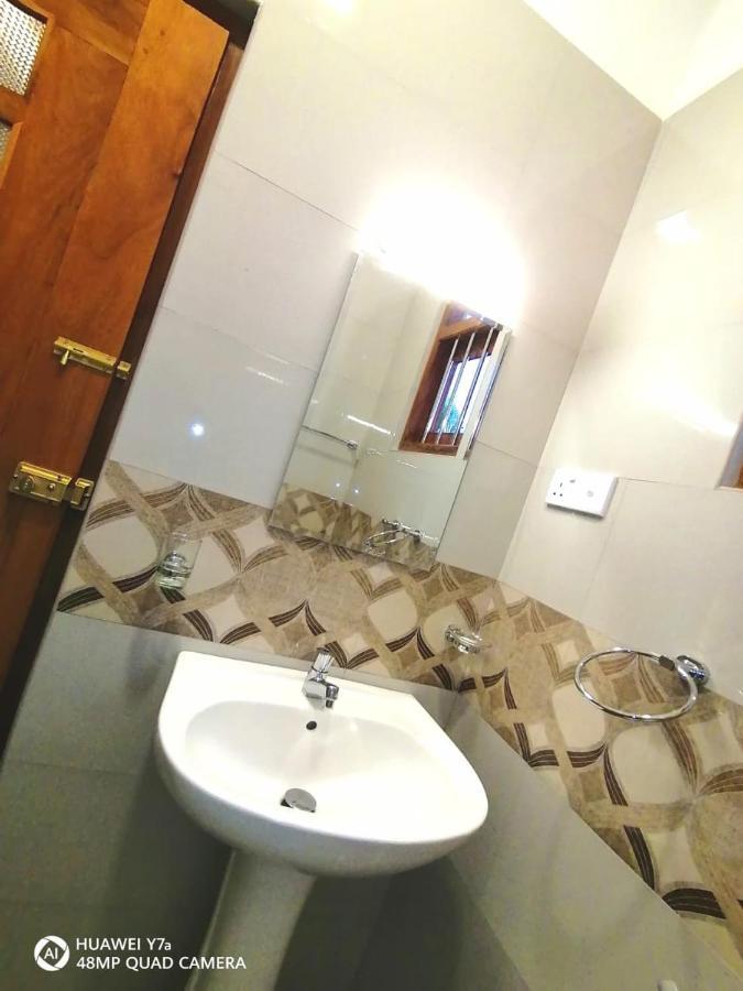 Villa Wismar Hikkaduwa Esterno foto