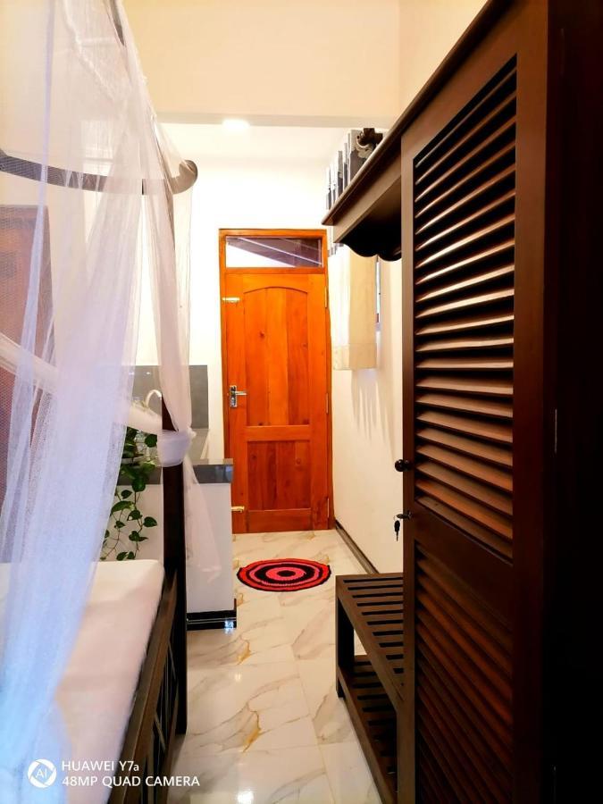 Villa Wismar Hikkaduwa Esterno foto