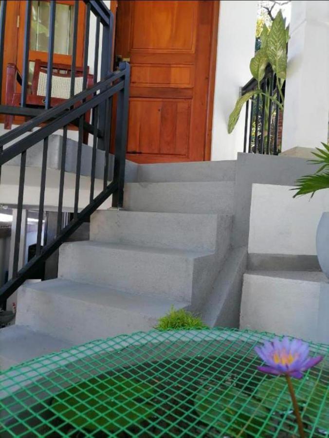 Villa Wismar Hikkaduwa Esterno foto