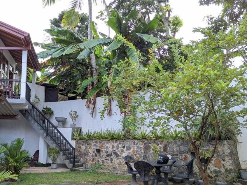 Villa Wismar Hikkaduwa Esterno foto