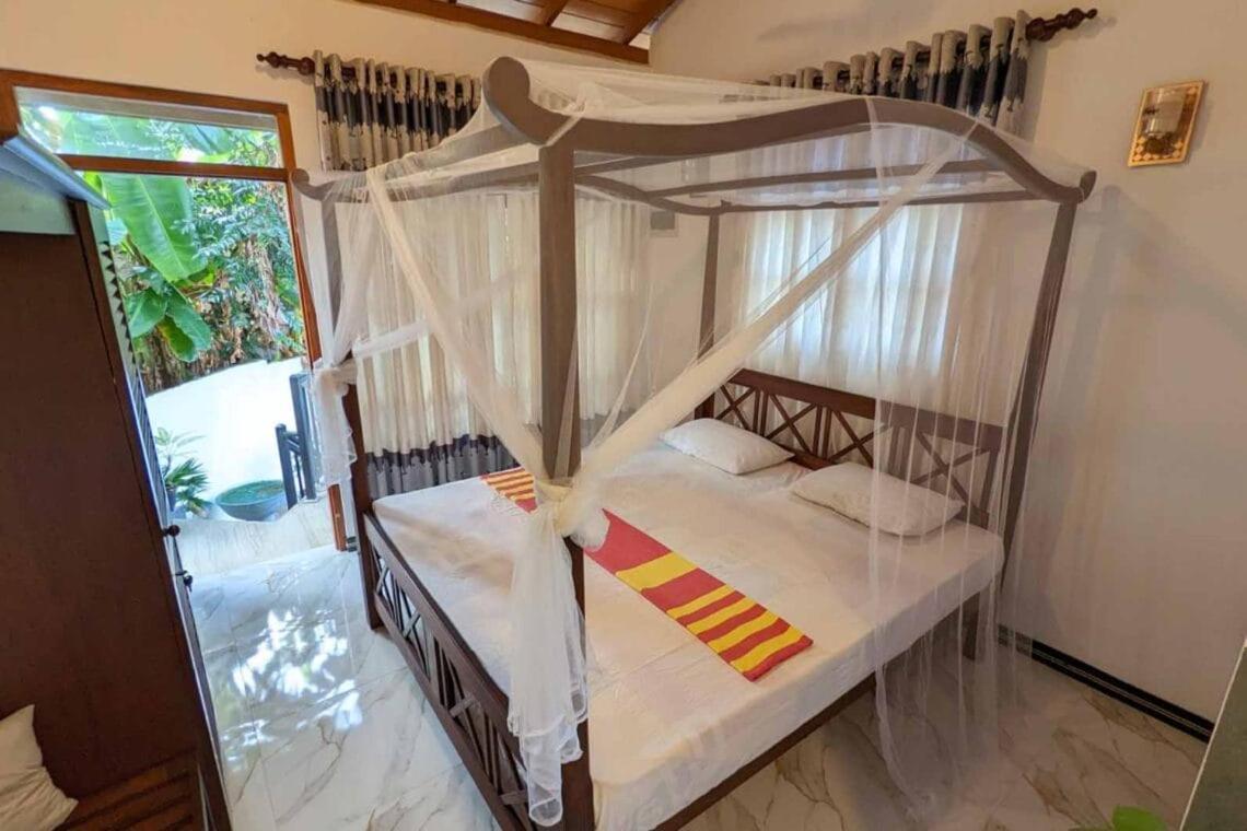 Villa Wismar Hikkaduwa Esterno foto